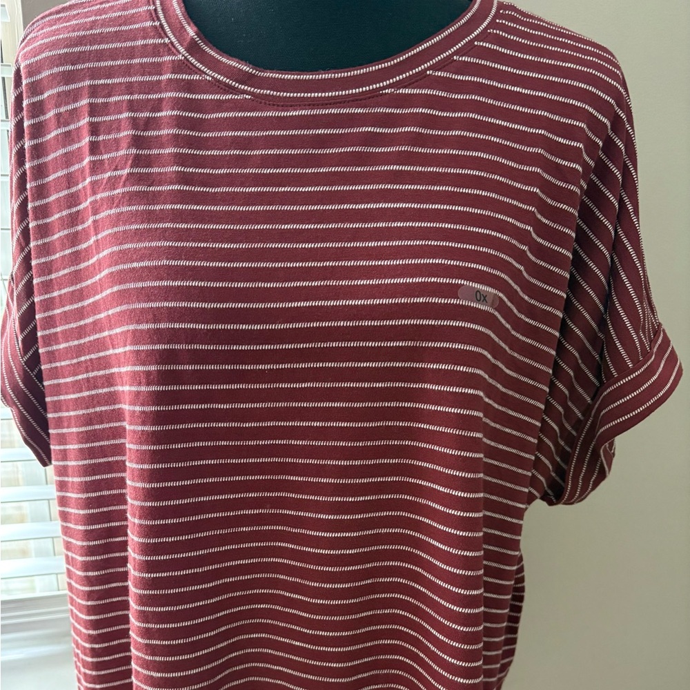 BNWT Maurice's 24.7 Maroon and White Striped Short Sleeve Tee Sz 0x